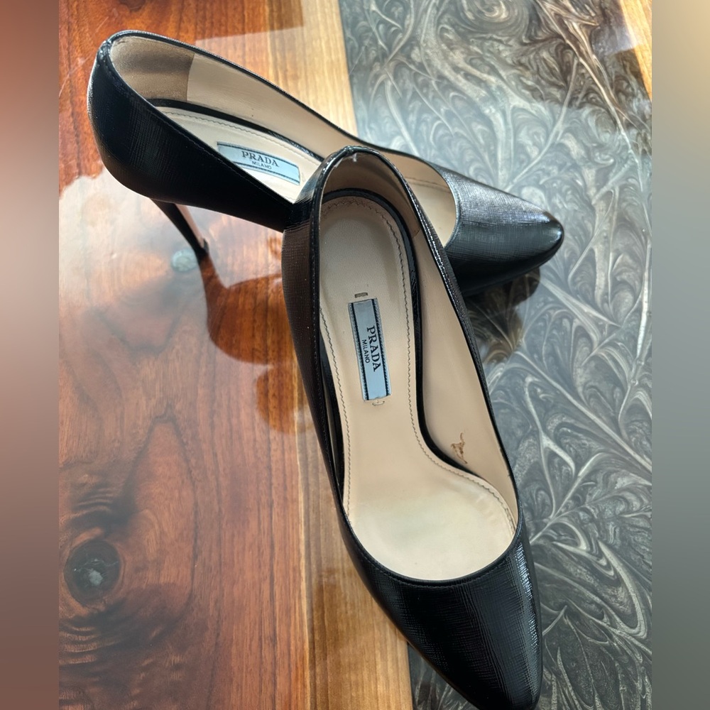 Prada black heels size 38 (7 1/2) in great condition.